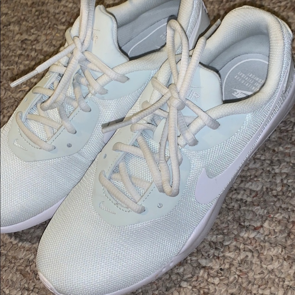 NIKE AIRMAX OKETO